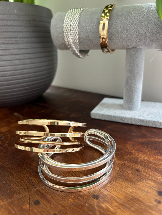 Ava Swirly Cuff