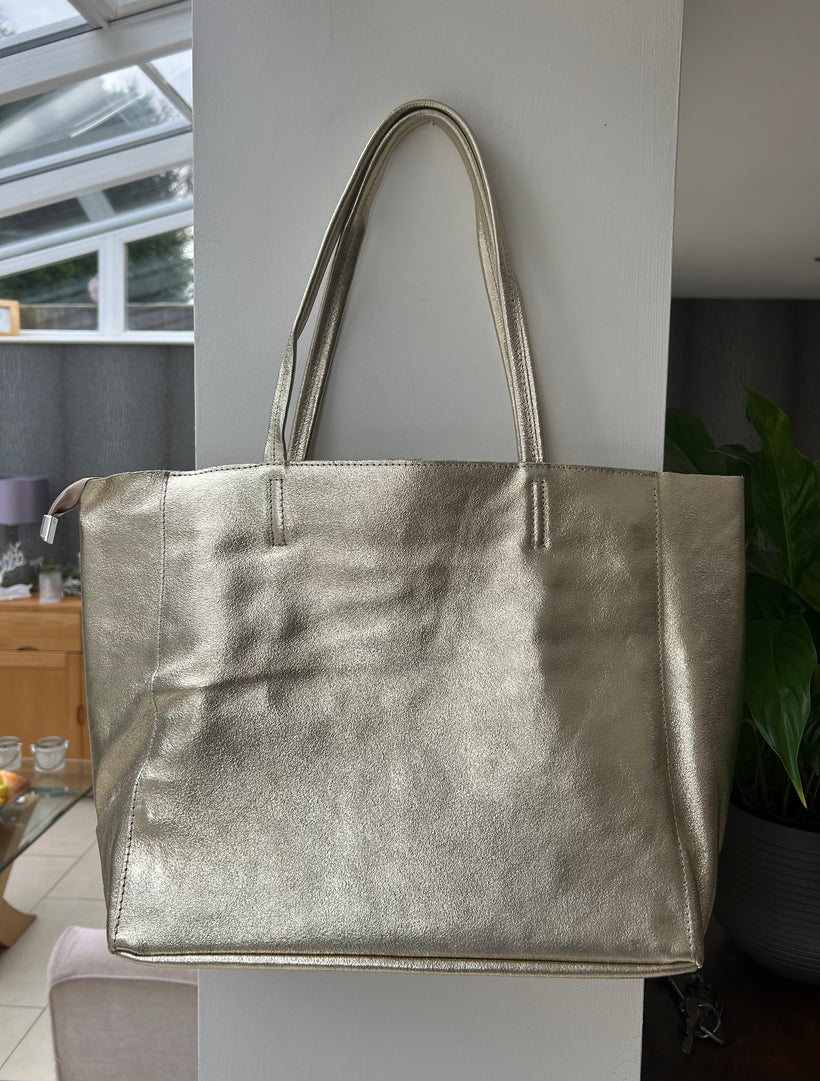 Gold leather shopper