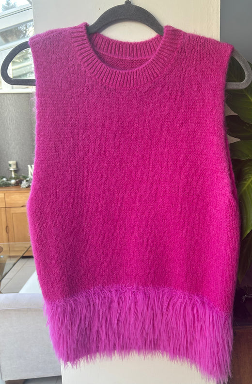 Knitted sleeveless top